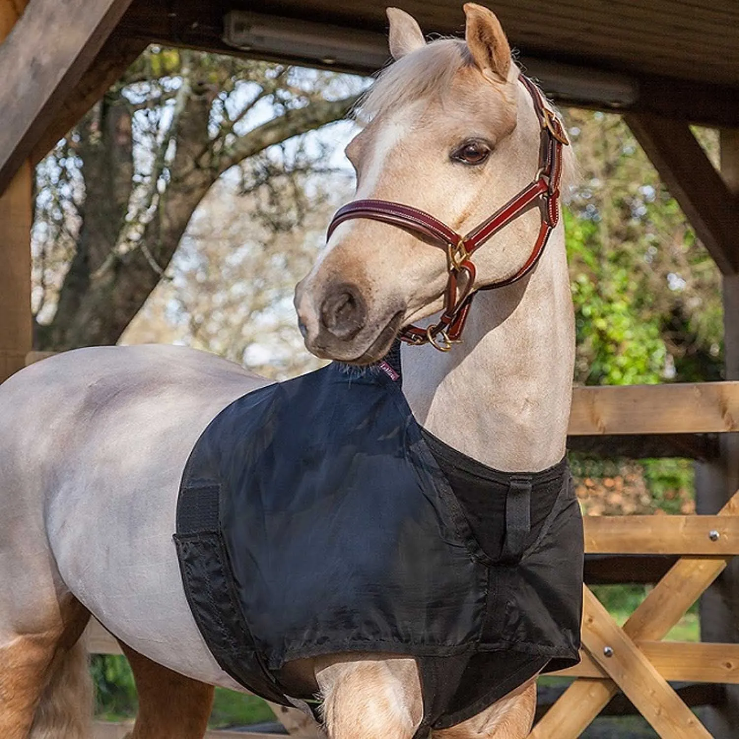 Lemieux Anti Rub Bib
